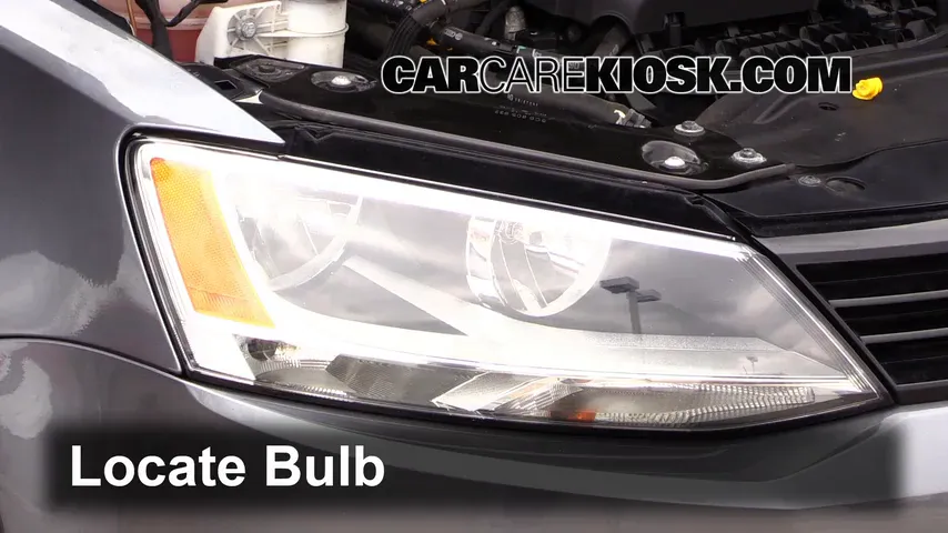 2014 Volkswagen Jetta SE 1.8L 4 Cyl. Turbo Sedan (4 Door) Luces Luz de carretera (reemplazar foco) 